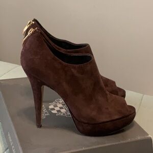 Vince Camuto Women's Brown Suede Heels